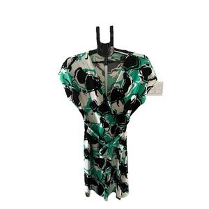 Nine West Dress Large Pullover Wrap Style Green Black White Career Business
